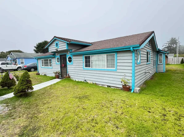 1232 Lipowitz Ave, Crescent City, CA 95531