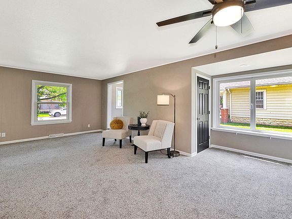 5th image of 502 W Cave Springs Ave