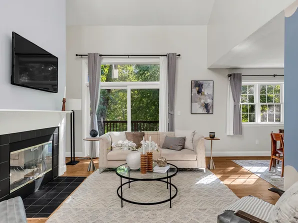 45 Bishops Forest Dr, Waltham, MA 02452
