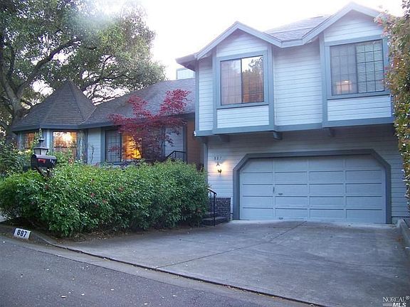 2nd image of 887 Wendy Ln