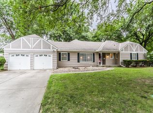 6824 W 100th Ter, Overland Park, KS 66212