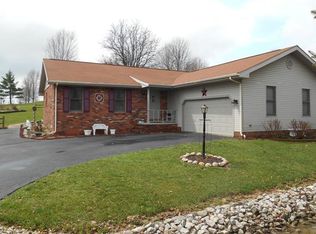 302 Golf Ridge Ct, Madison, IN 47250