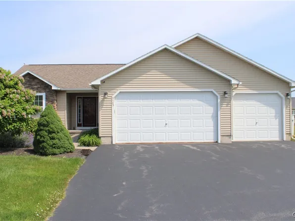 4745 Lynnville Way, Clay, NY 13041