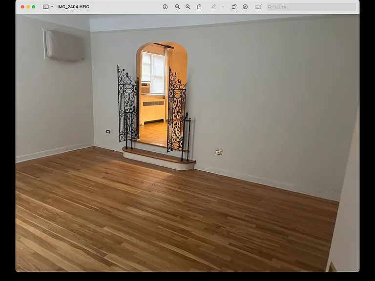 1870 Hering Ave #3 — Photo 1