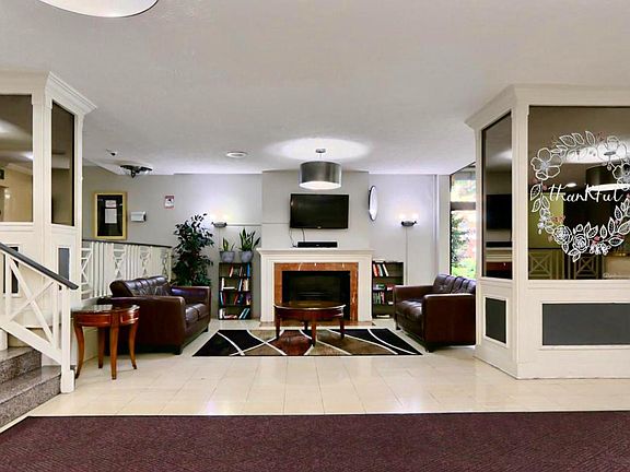 5th image of 1021 Arlington Blvd APT 311