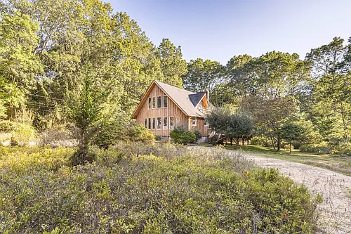 83 Three Mile Harbor Dr Photo 1