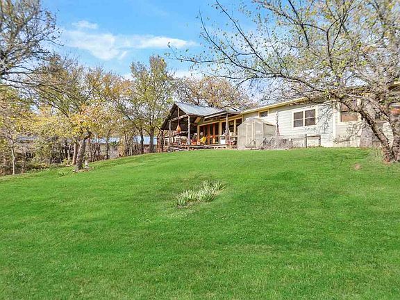 3rd image of 134 Granite Ridge Dr