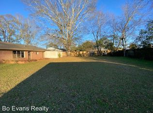1262 Plum St, Prattville, AL 36066