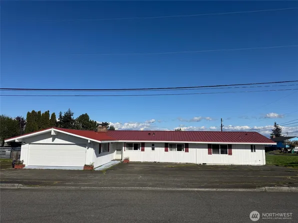 2515 L Avenue, Anacortes, WA 98221