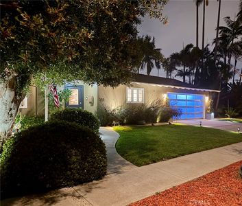 250 Bucknell Rd, Costa Mesa, CA, 92626