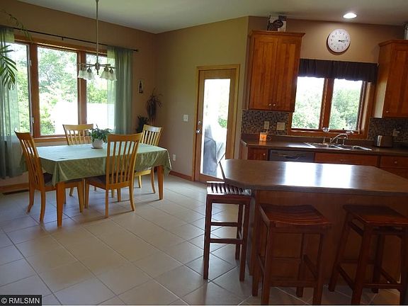 4th image of 1210 Island View Dr