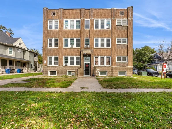 Cottage Heights Apartments
