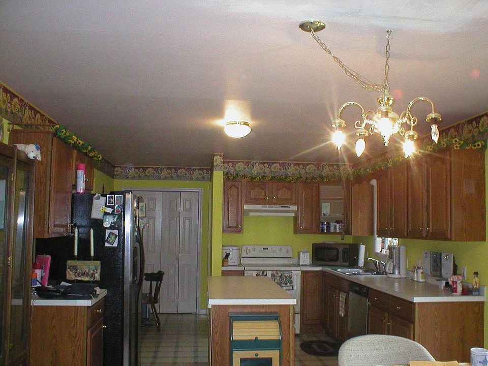 2nd image of 195 S Chokeberry Dr