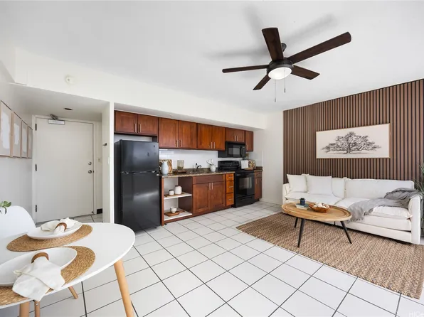 2281 Ala Wai Blvd APT 803, Honolulu, HI 96815