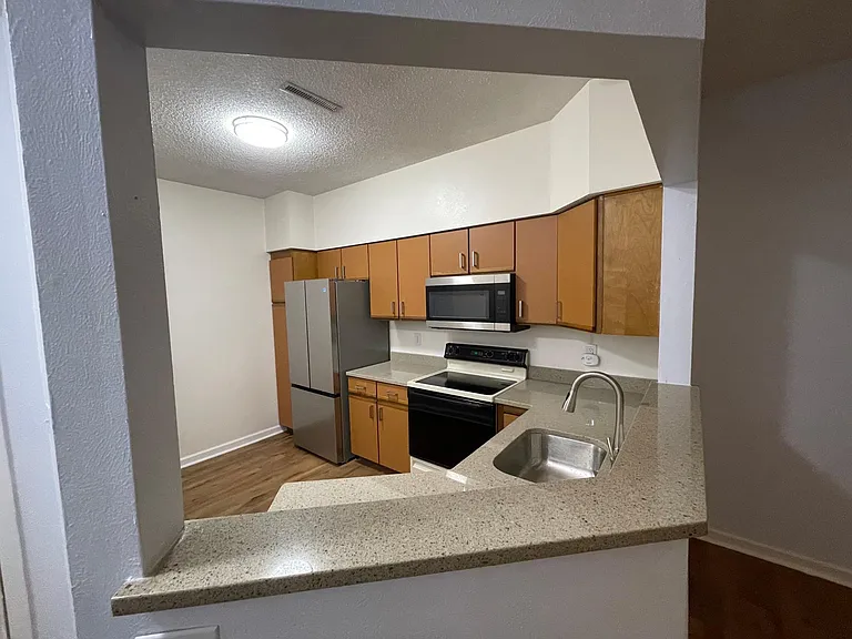 4803 Foxwood Dr S #3 — Photo 8