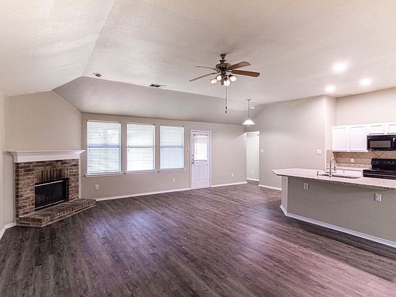 4th image of 1306 Vireo Ct