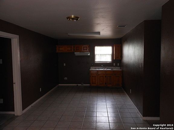 3rd image of 1011 Peabody Ave APT 1