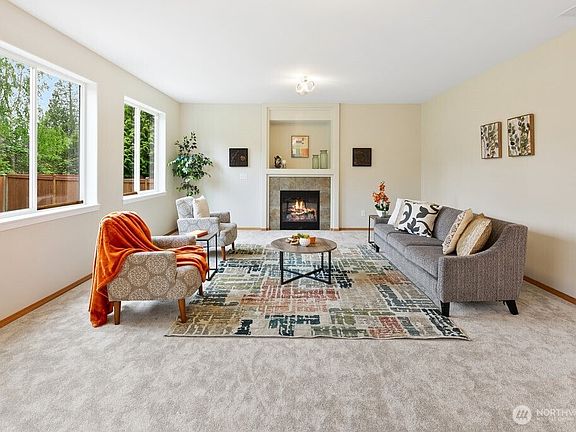 5th image of 13929 17th Avenue W