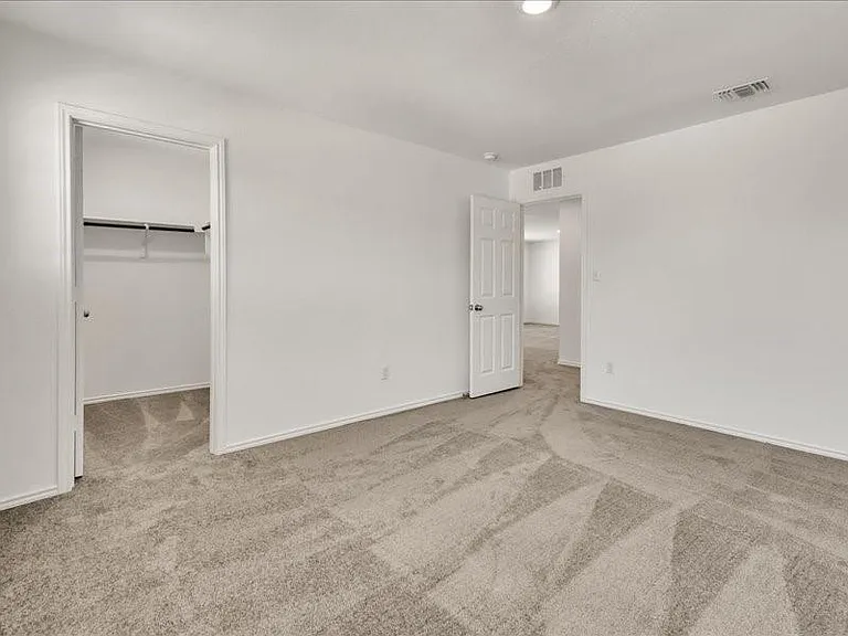 140 Banyon Dr — Photo 21