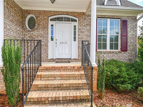 3rd image of 4605 Kinnakeet Way