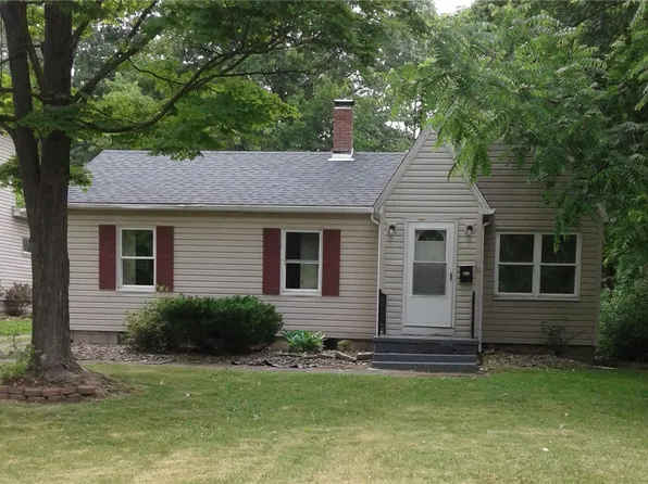 10 W Clen Moore Blvd, New Castle, PA 16105