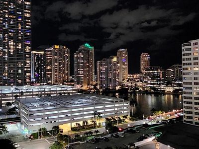 950 Brickell Bay Dr #1110, Miami, FL, 33131