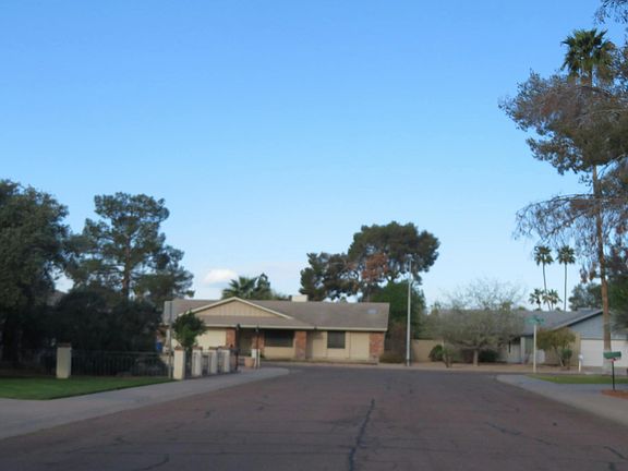 5th image of 1503 E McNair Dr