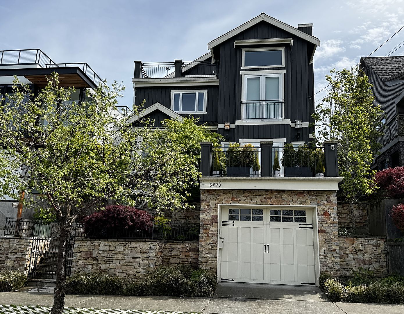5770 Ashworth Ave N, Seattle, WA 98103 | Zillow