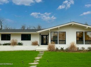 70 Heath Ave, Oakhurst, NJ 07755