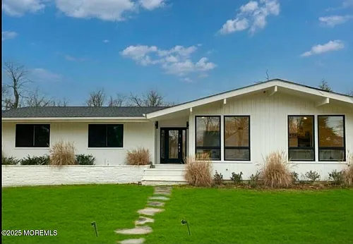 70 Heath Ave Photo 1