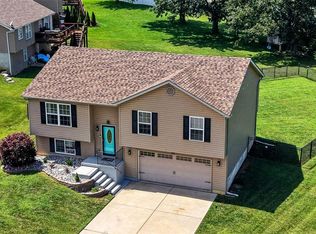 15 Fredde Ct, Wentzville, MO 63385