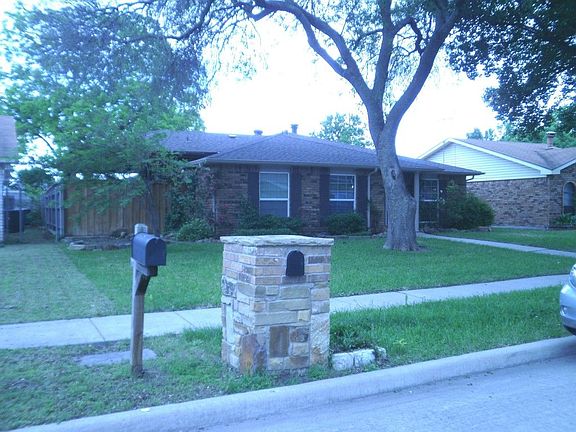 2nd image of 1506 Paris Dr