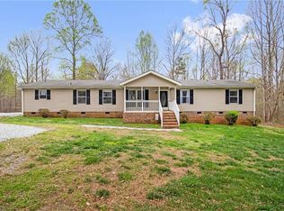 211 Falling Brook Rd, Stokesdale, NC 27357