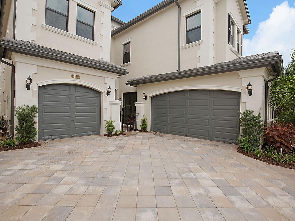 Home For Sale In Seven Bridges