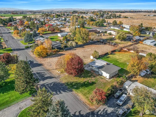 8668 Hillcrest Drive NE, Moses Lake, WA 98837