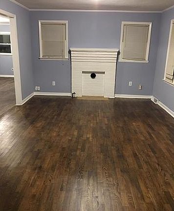 3rd image of 1017 E Mauney Ave