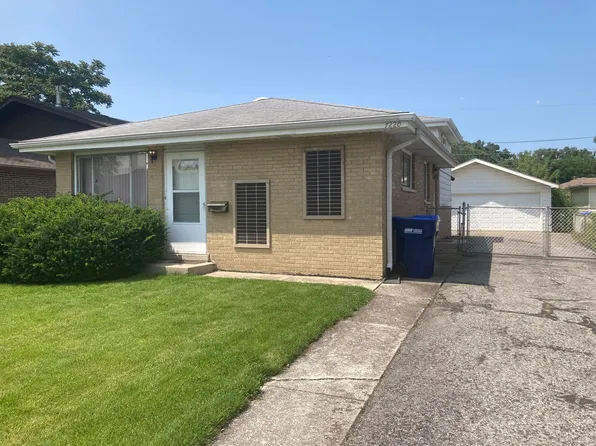 7220 W 113th St, Worth, IL 60482