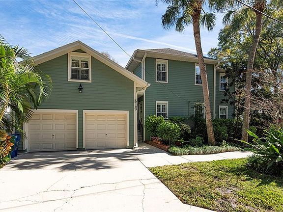 3rd image of 406 S Royal Poinciana Dr