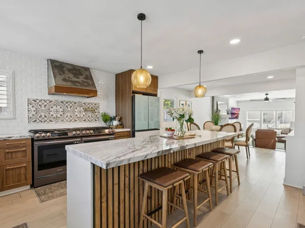 845 Sunrise Ave, Ripon, CA 95366