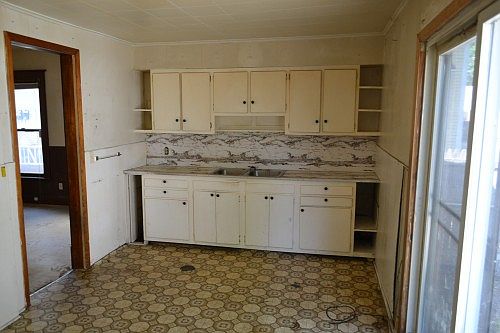 5th image of 150 Lexington Ave NW