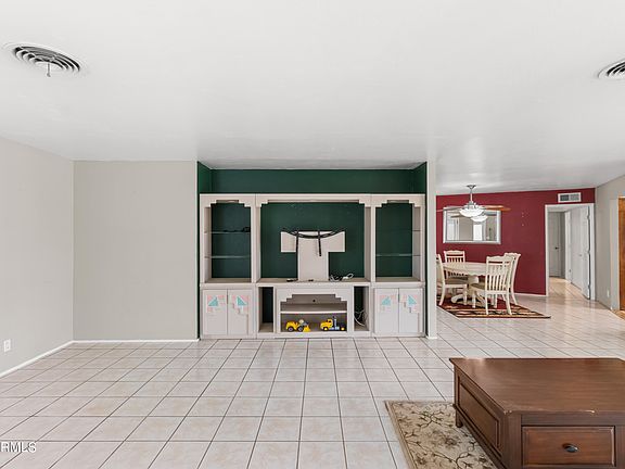 5th image of 8634 W ROYAL BLACKHEATH Drive