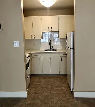 3rd image of 8406 104th St NW #1A