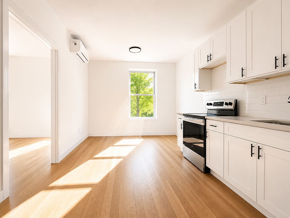 1st image of 815 Willoughby Ave #3F