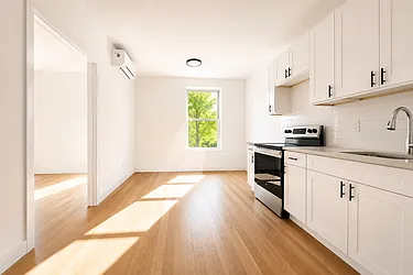 815 Willoughby Avenue, #3F
