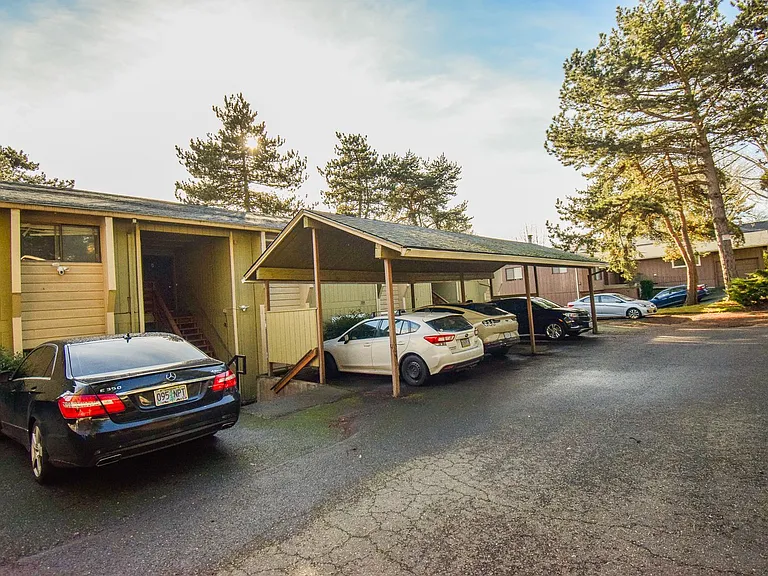 3930 SW Plum St #1-3-8 — Photo 26