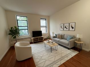 336 E 61st St #10, New York, NY 10065