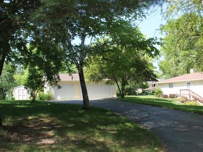 W9466 Beach Ct, Cambridge, WI, 53523