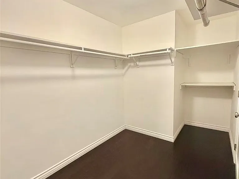 274 S Craig Ave — Photo 20