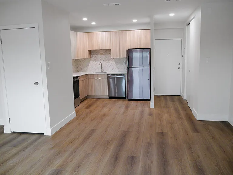 Drexeline Apartments — Photo 38