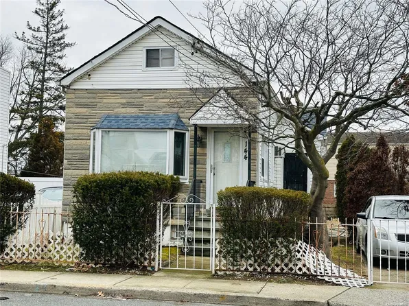 144 Gotham Avenue, Elmont, NY 11003